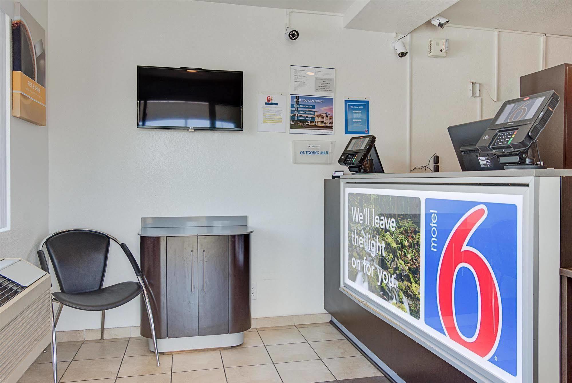 Motel 6-Kelso, Wa - Mt. St. Helens Exterior foto